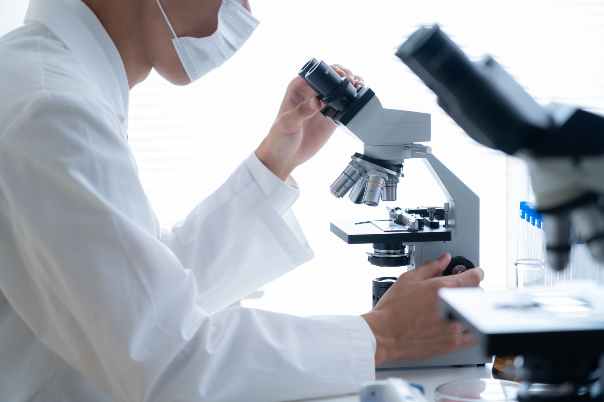 顕微鏡 AIと共存した医療技術の発展